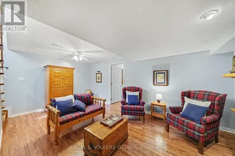 114 Rustwood Private Ottawa ON K2J 5L5