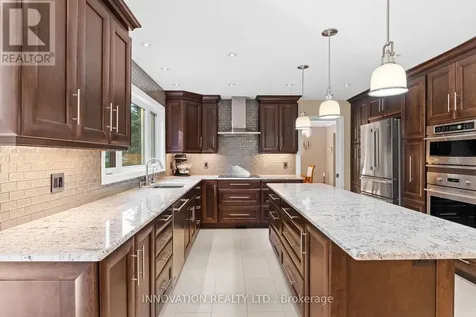 1410 Sherruby Way Ottawa ON K2W 1B1