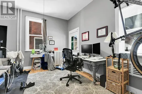 66 Delaware Avenue Ottawa ON K2P 0Z3