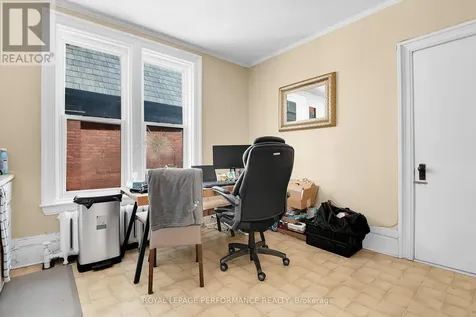 66 Delaware Avenue Ottawa ON K2P 0Z3