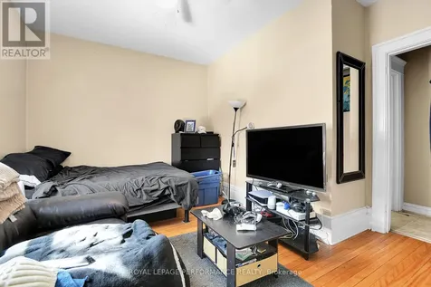 66 Delaware Avenue Ottawa ON K2P 0Z3