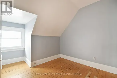66 Delaware Avenue Ottawa ON K2P 0Z3