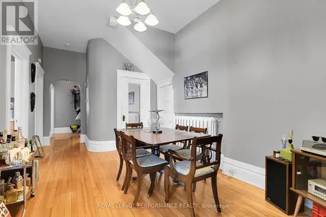 66 Delaware Avenue Ottawa ON K2P 0Z3