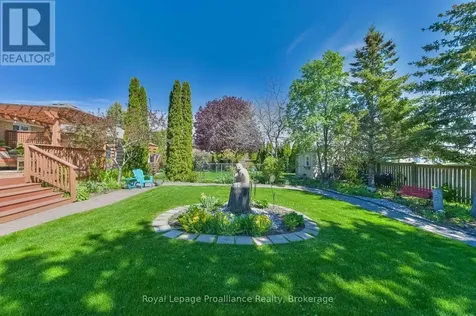 104 East House Crescent Cobourg ON K9A 5K4