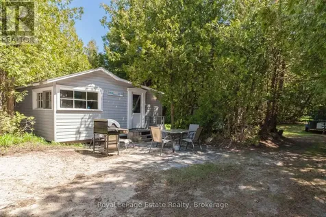1021 Lakeshore Boulevard North South Bruce Peninsula ON N0H 2G0
