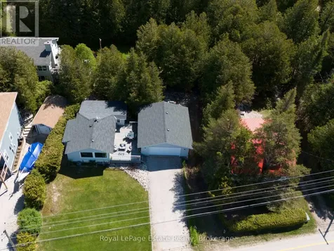 1021 Lakeshore Boulevard North South Bruce Peninsula ON N0H 2G0