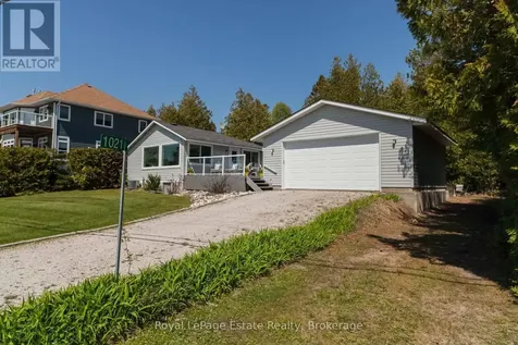 1021 Lakeshore Boulevard North South Bruce Peninsula ON N0H 2G0