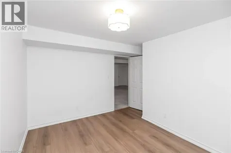5132 Mulberry Drive Beamsville ON L3J 0J7
