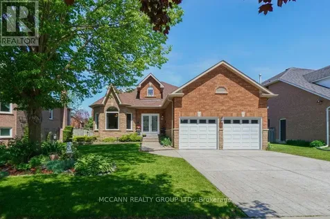 21 Fourth Avenue North Uxbridge ON L9P 1V5