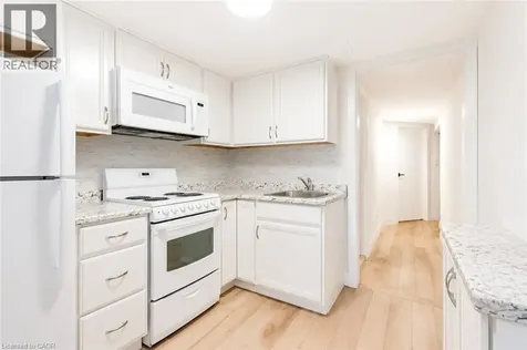 53 Broken Oak Crescent Kitchener ON N2N 1N8