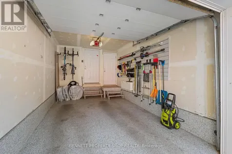 288 Cambridge Street North Ottawa ON K1R 0B4