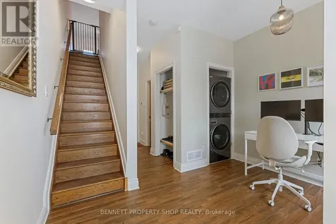 288 Cambridge Street North Ottawa ON K1R 0B4
