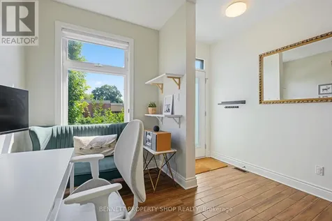 288 Cambridge Street North Ottawa ON K1R 0B4