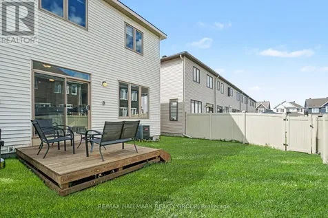513 Catleaf Row Ottawa ON K4A 5J2