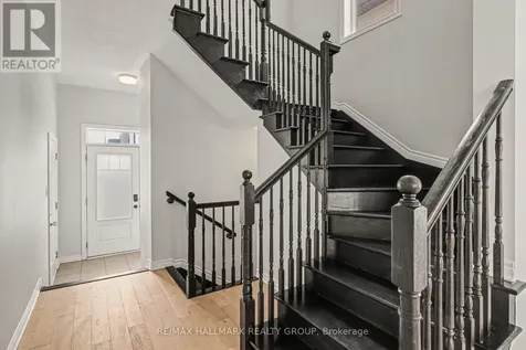 513 Catleaf Row Ottawa ON K4A 5J2