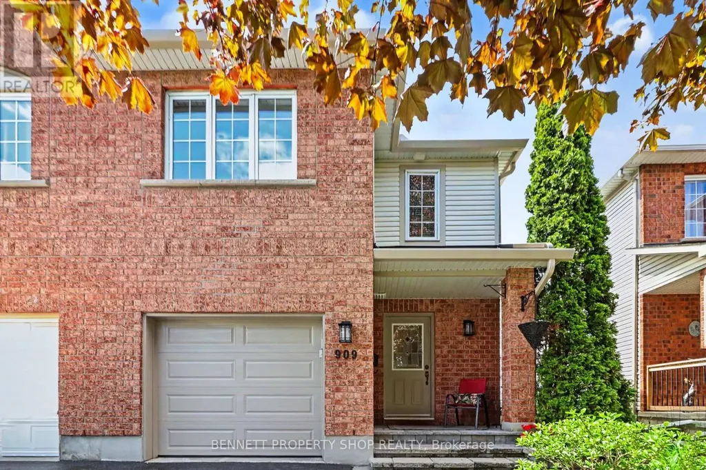 909 Goose River Avenue Ottawa ON K1V 1T6