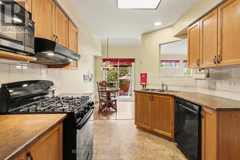 909 Goose River Avenue Ottawa ON K1V 1T6