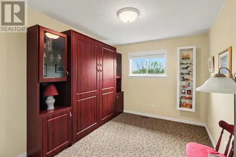 909 Goose River Avenue Ottawa ON K1V 1T6