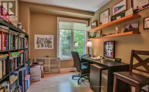 158 Marlborough Avenue Ottawa ON K1N 8G2