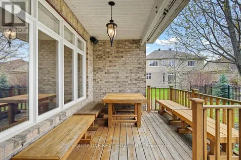 201 Trailgate Street Ottawa ON K1V 0Z9