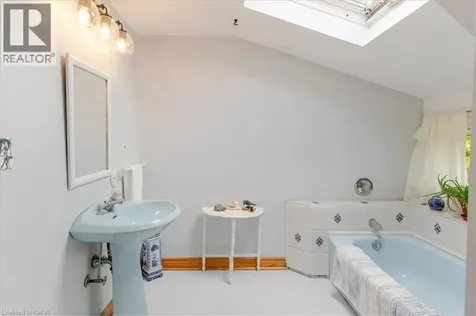 237 Norfolk Street North Simcoe ON N3Y 3P1