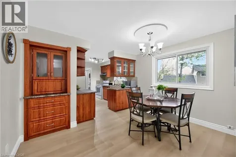 217 Pinegrove Crescent Waterloo ON N2L 4V2
