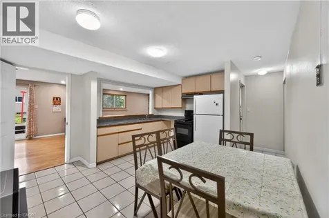 217 Pinegrove Crescent Waterloo ON N2L 4V2