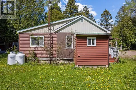 23 Woodstock Avenue Northern Bruce Peninsula ON N0H 2M0