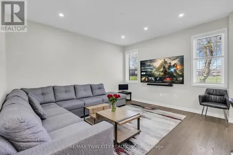 661 Doon South Drive Kitchener ON N2P 0H5