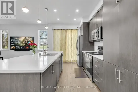 661 Doon South Drive Kitchener ON N2P 0H5