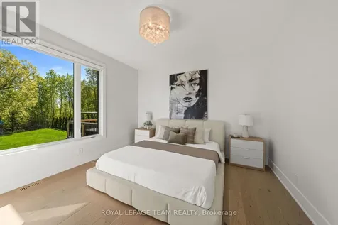 205 Summerview Terrace Ottawa ON K4P 0E9