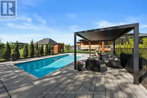 205 Summerview Terrace Ottawa ON K4P 0E9