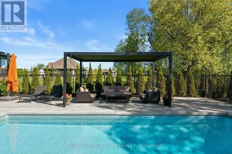 205 Summerview Terrace Ottawa ON K4P 0E9