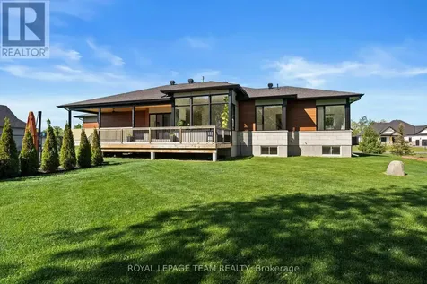 205 Summerview Terrace Ottawa ON K4P 0E9