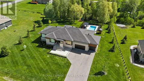 205 Summerview Terrace Ottawa ON K4P 0E9