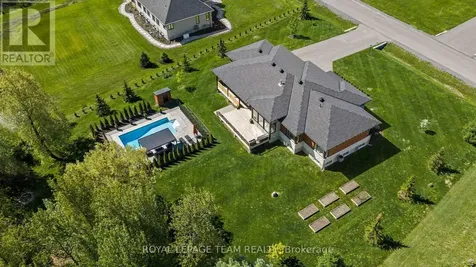 205 Summerview Terrace Ottawa ON K4P 0E9