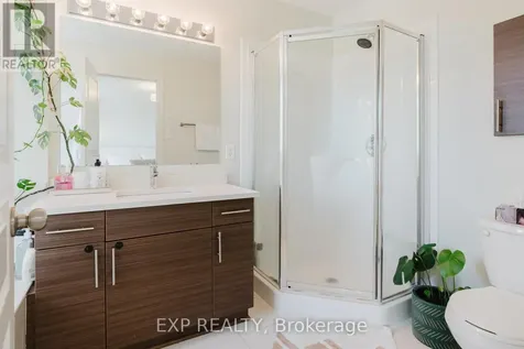 182 Mattingly Way Ottawa ON K4M 0C4