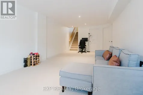 182 Mattingly Way Ottawa ON K4M 0C4