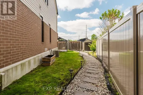 182 Mattingly Way Ottawa ON K4M 0C4