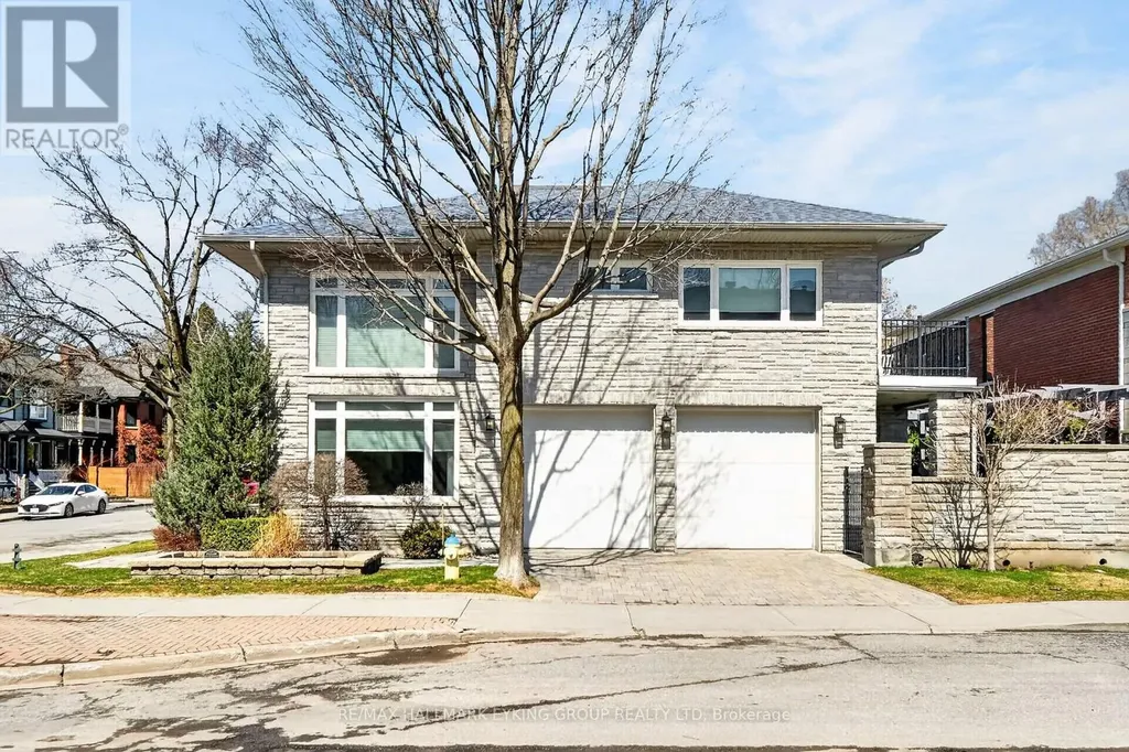 121 Macdonald Street Ottawa ON K2P 1H7