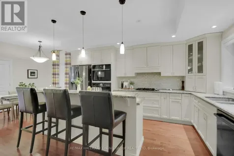 121 Macdonald Street Ottawa ON K2P 1H7