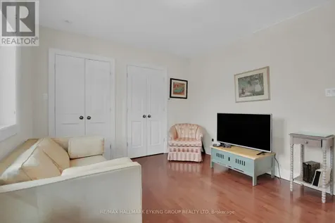 121 Macdonald Street Ottawa ON K2P 1H7