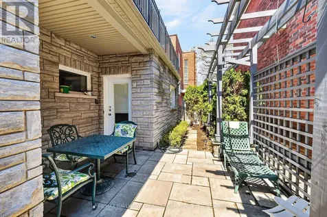 121 Macdonald Street Ottawa ON K2P 1H7