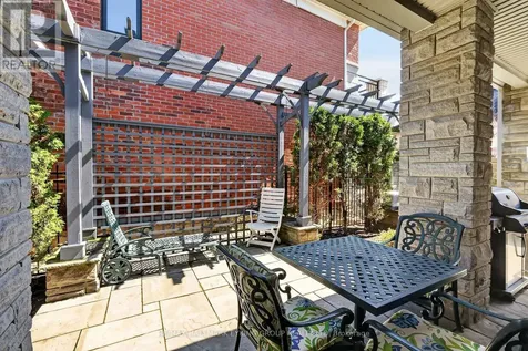 121 Macdonald Street Ottawa ON K2P 1H7