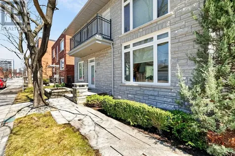121 Macdonald Street Ottawa ON K2P 1H7