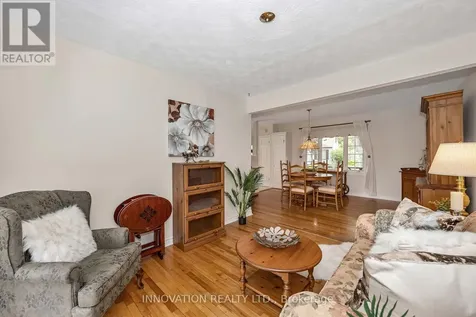 228 Crerar Avenue Ottawa ON K1Z 7P3