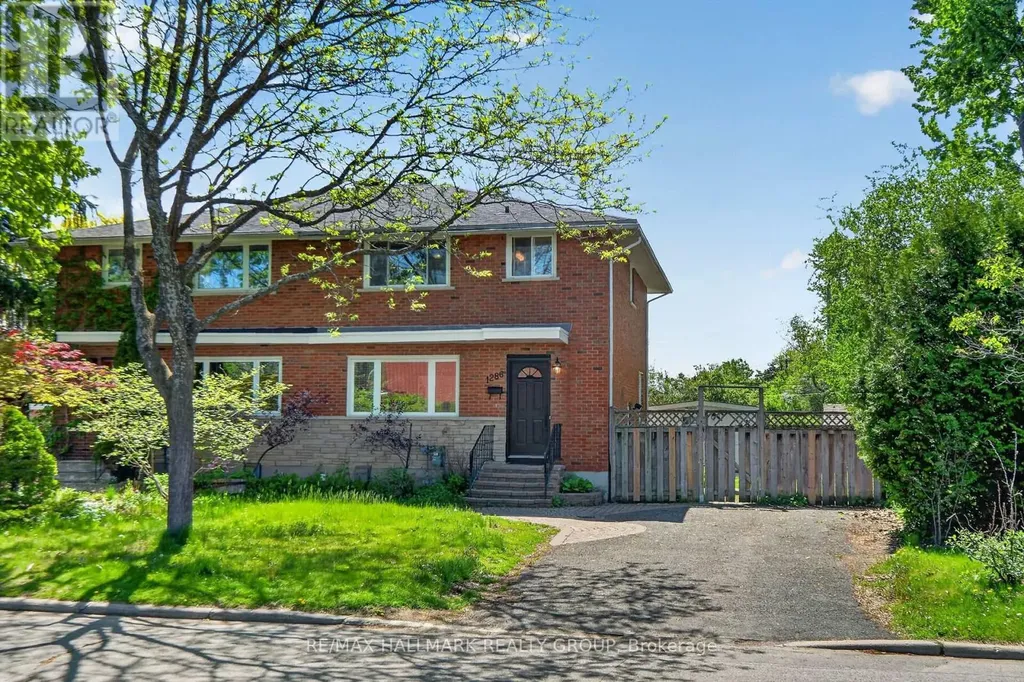 1286 Bonnie Crescent Ottawa ON K2C 2A2
