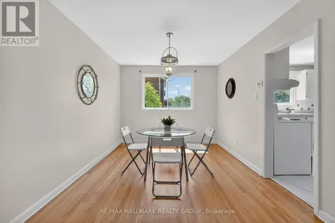 1286 Bonnie Crescent Ottawa ON K2C 2A2