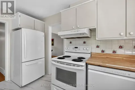 1286 Bonnie Crescent Ottawa ON K2C 2A2