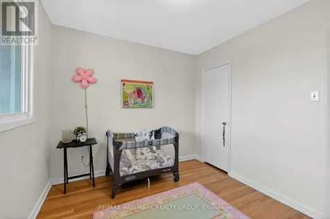 1286 Bonnie Crescent Ottawa ON K2C 2A2